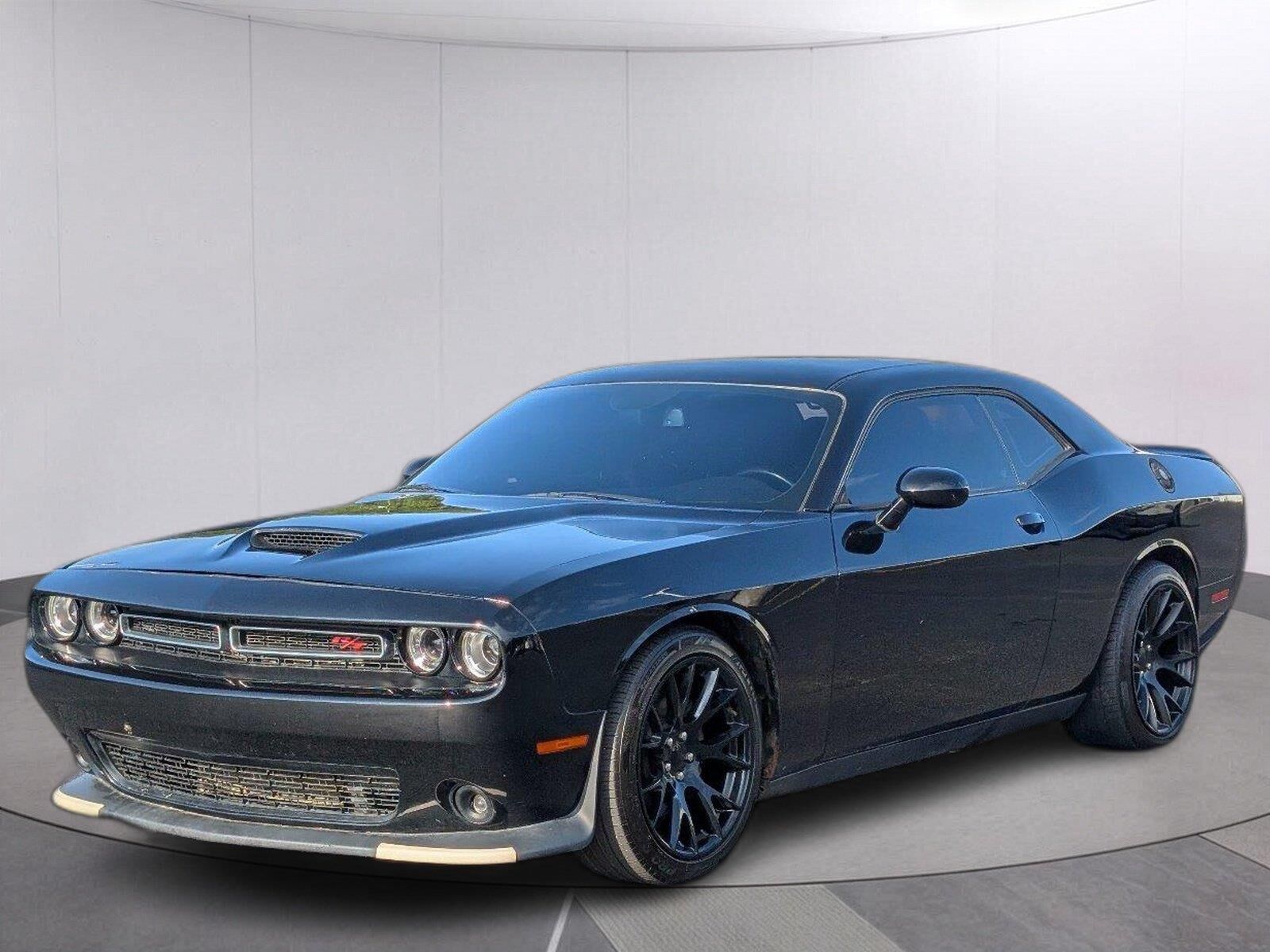 2022 DODGE Challenger