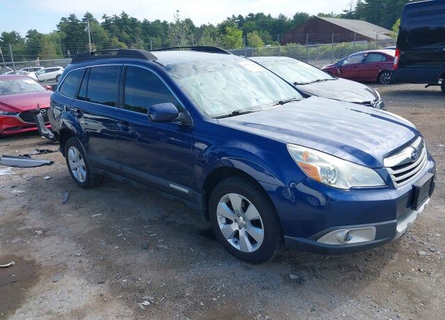 2011 SUBARU Outback
