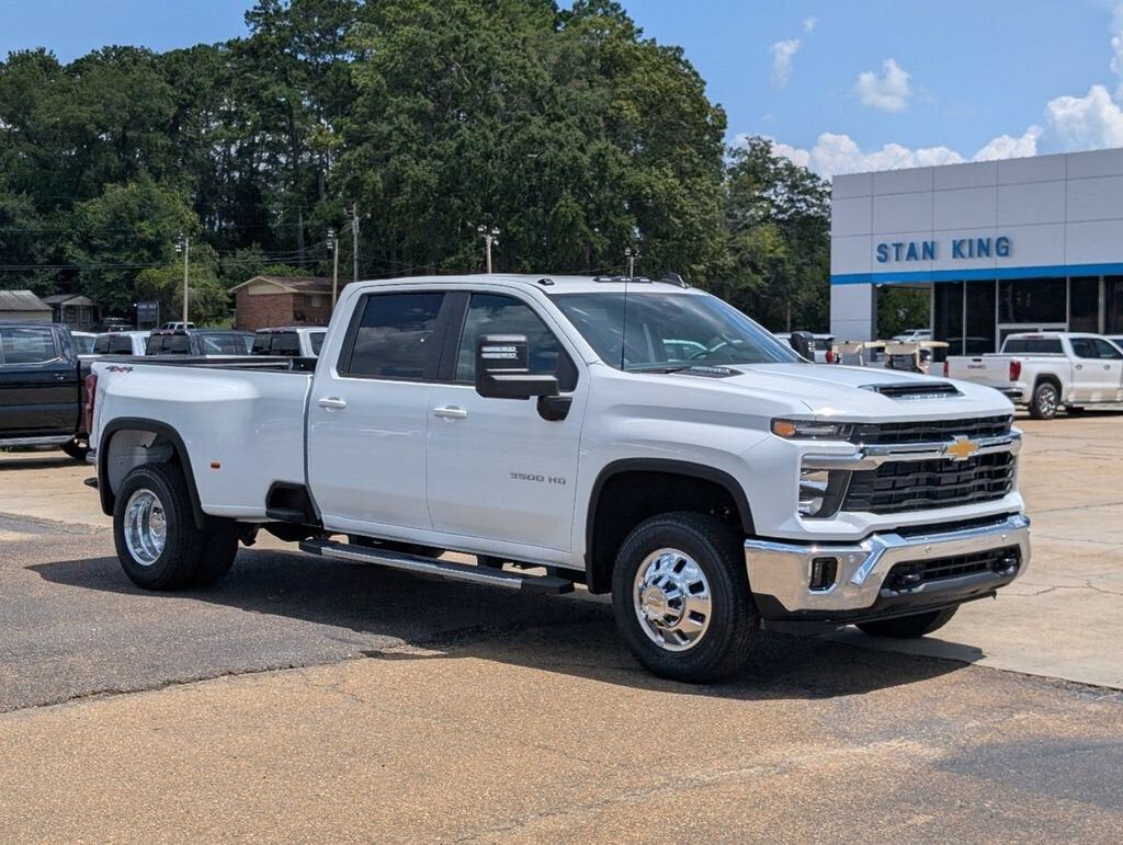 2026 CHEVROLET Silverado HD