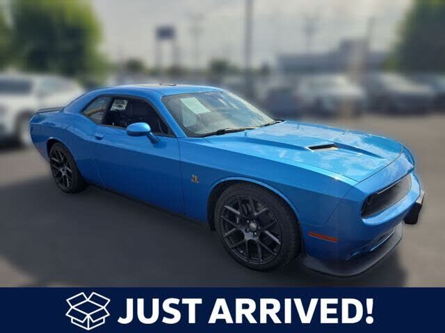 2016 DODGE Challenger