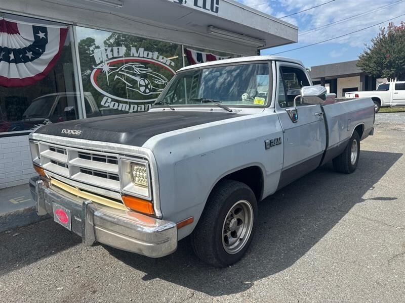 1989 DODGE D-Series