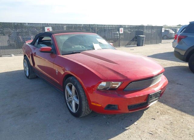 2011 FORD Mustang