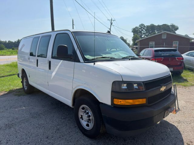 2018 CHEVROLET Express