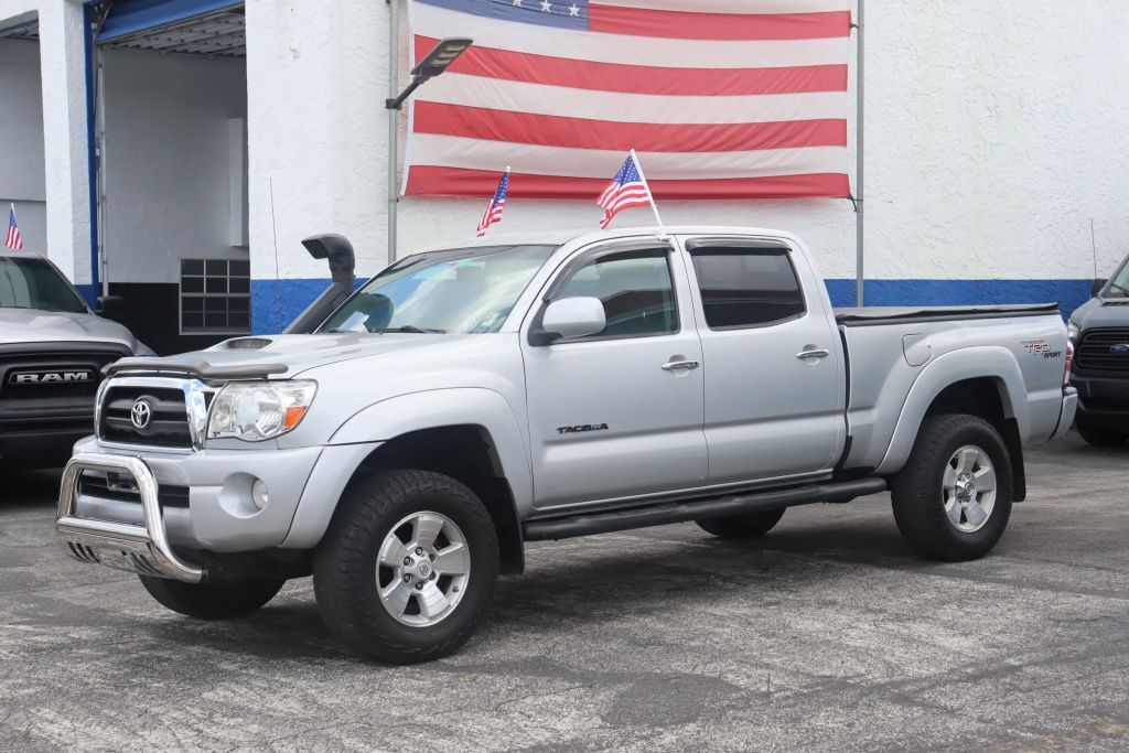 2011 TOYOTA Tacoma
