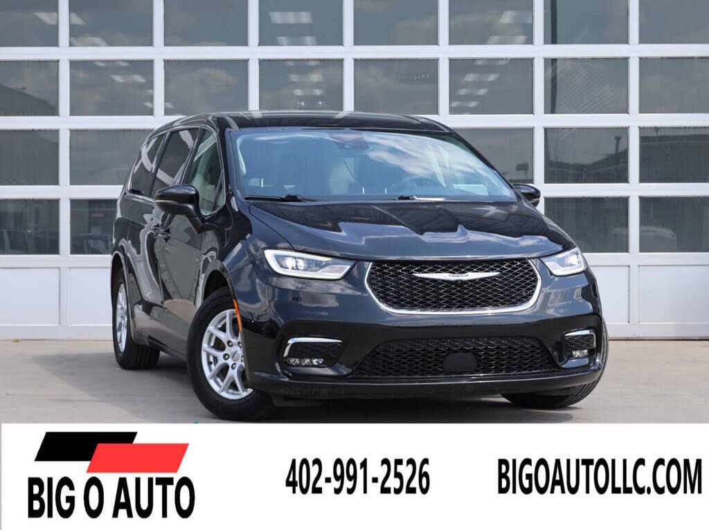 2023 CHRYSLER Pacifica