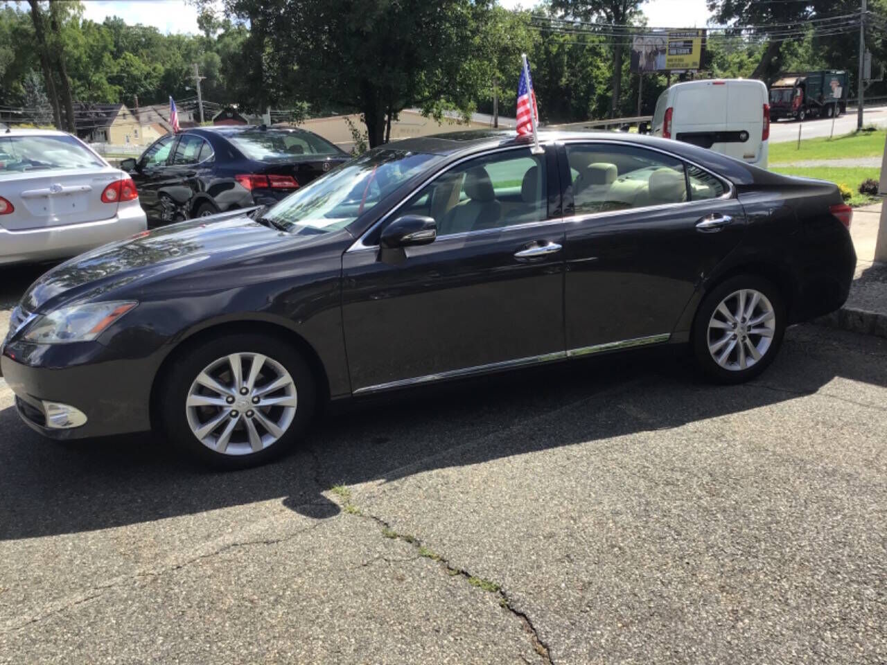 2011 LEXUS ES
