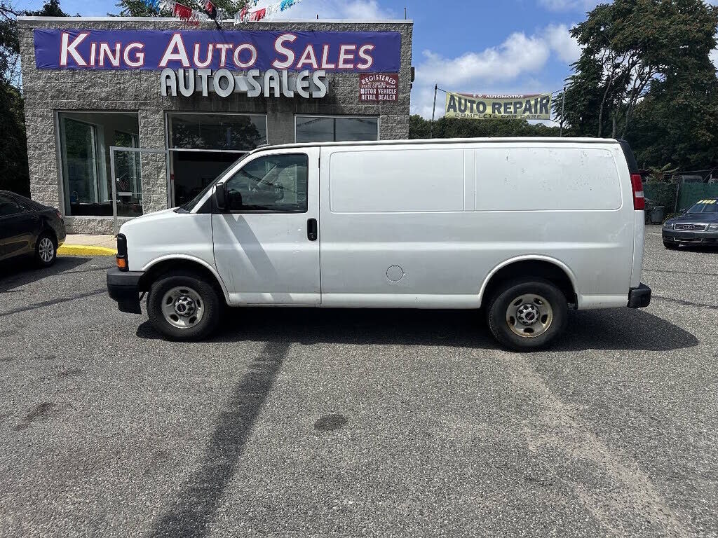 2017 GMC Savana