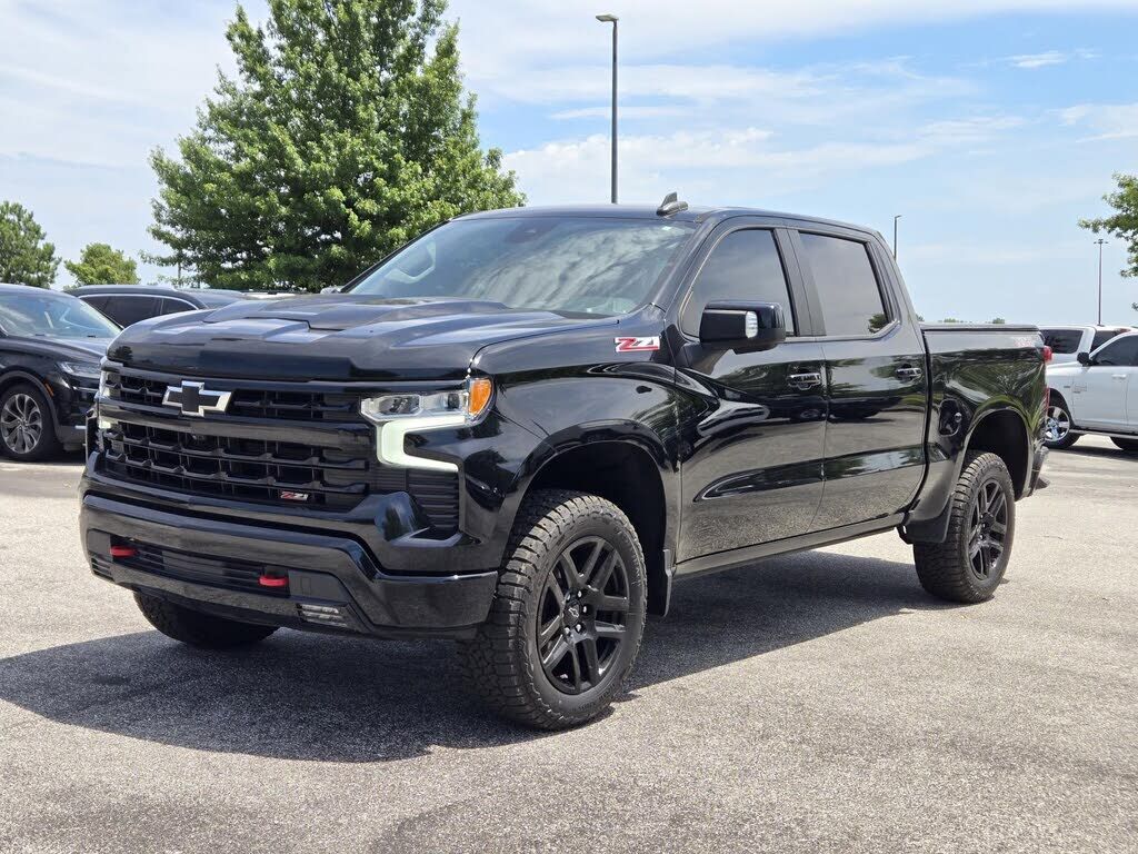 2023 CHEVROLET Silverado