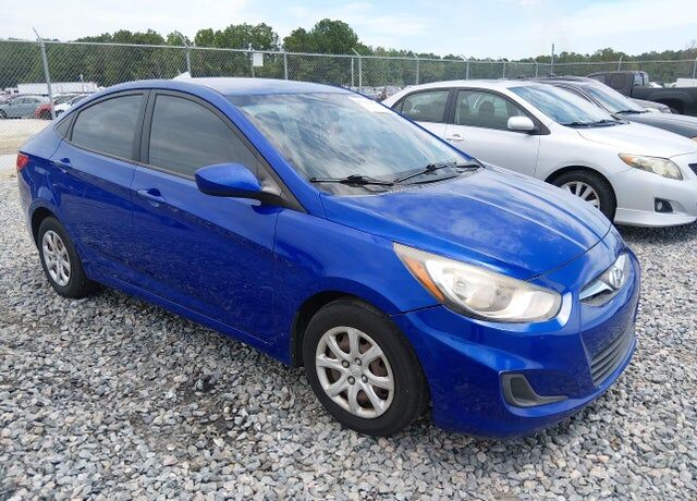2014 HYUNDAI Accent
