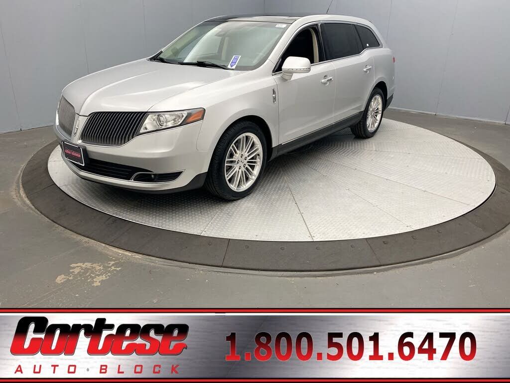 2015 LINCOLN MKT