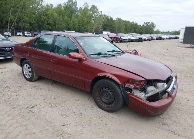 2001 TOYOTA Camry