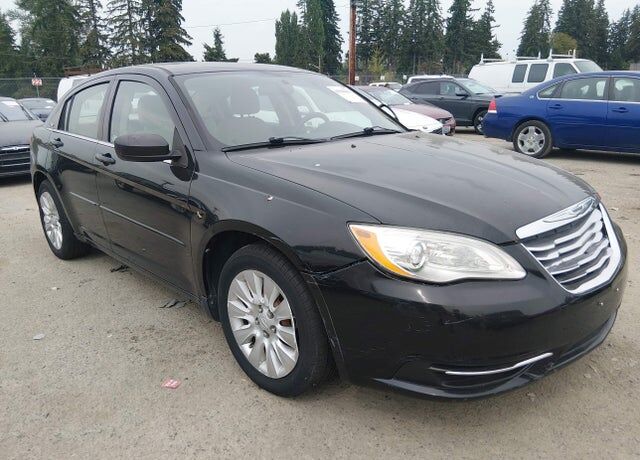 2011 CHRYSLER 200