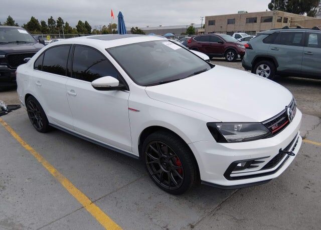 2018 VOLKSWAGEN Jetta