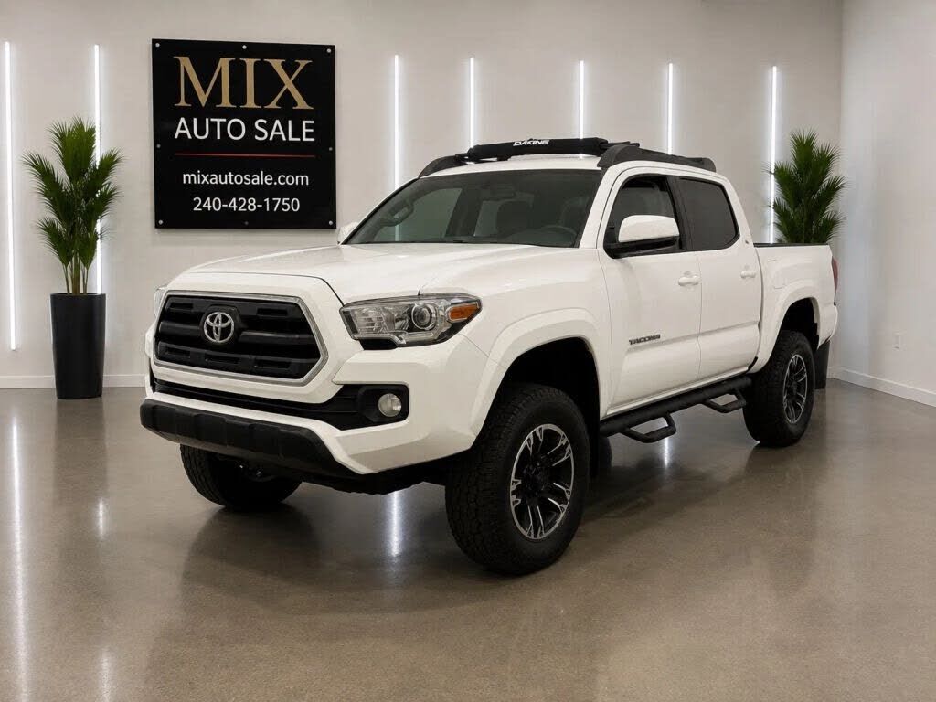 2016 TOYOTA Tacoma
