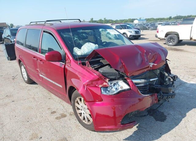 2014 CHRYSLER Town and Country