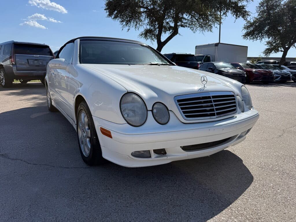 2003 MERCEDES-BENZ CLK-Class