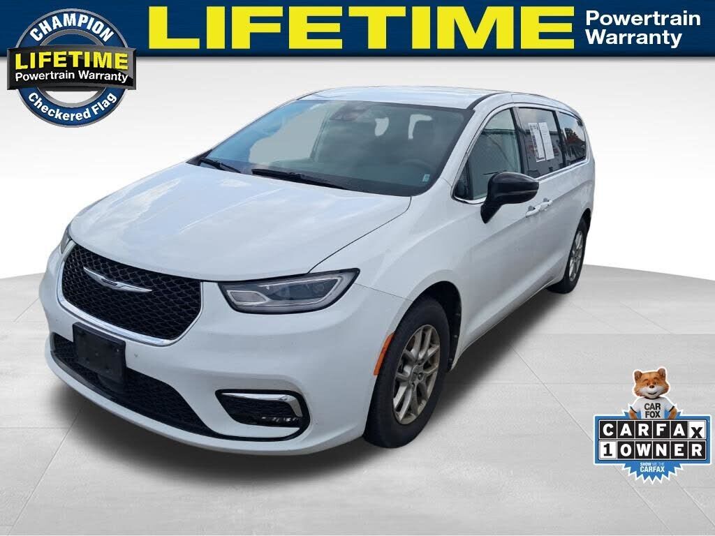 2024 CHRYSLER Pacifica