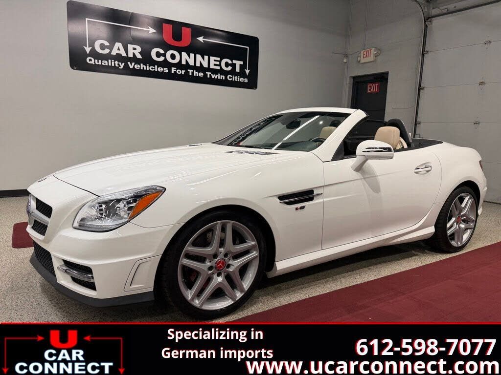 2016 MERCEDES-BENZ SLK-Class