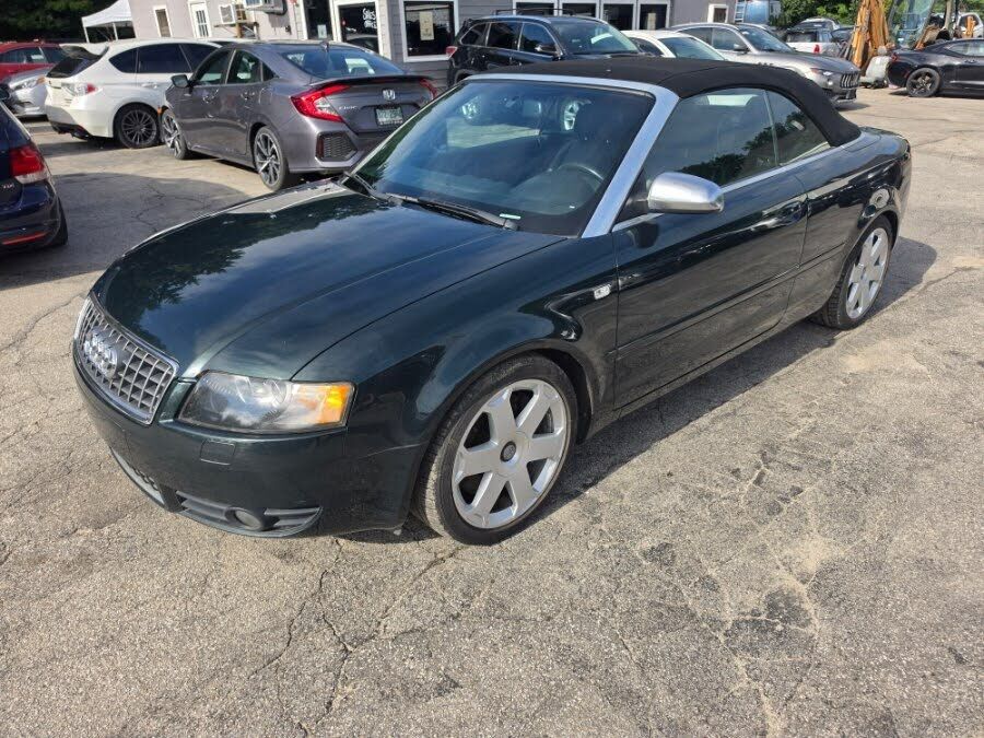 2005 AUDI S4