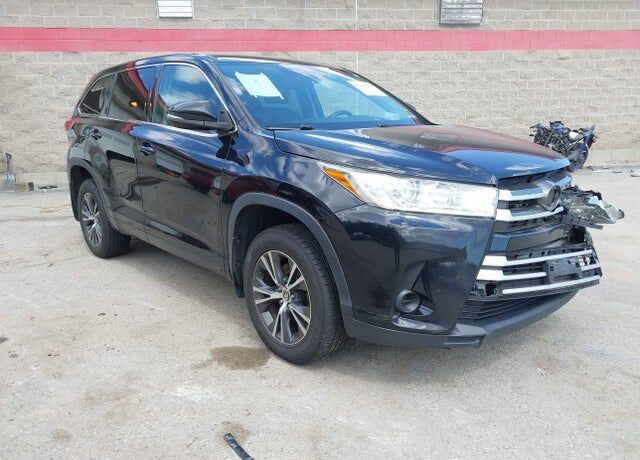 2018 TOYOTA Highlander