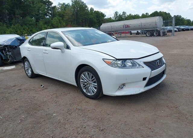2015 LEXUS ES