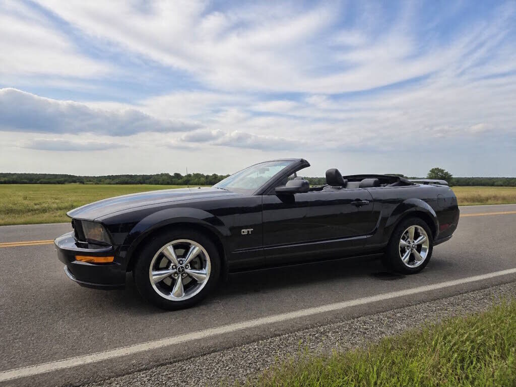 2006 FORD Mustang