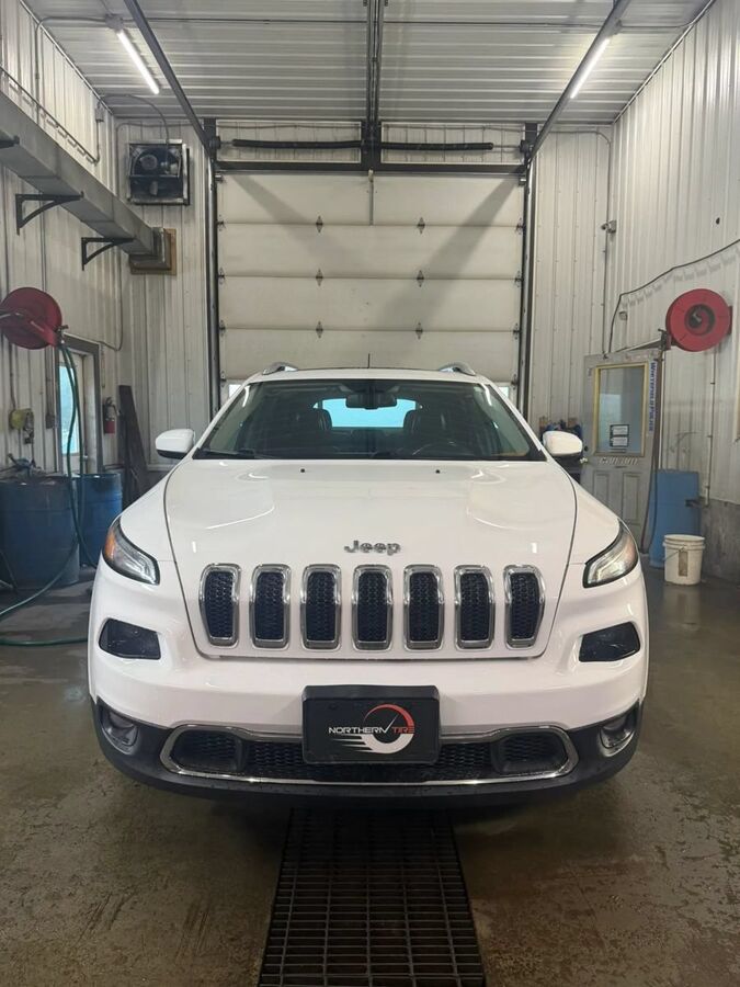 2017 JEEP Cherokee