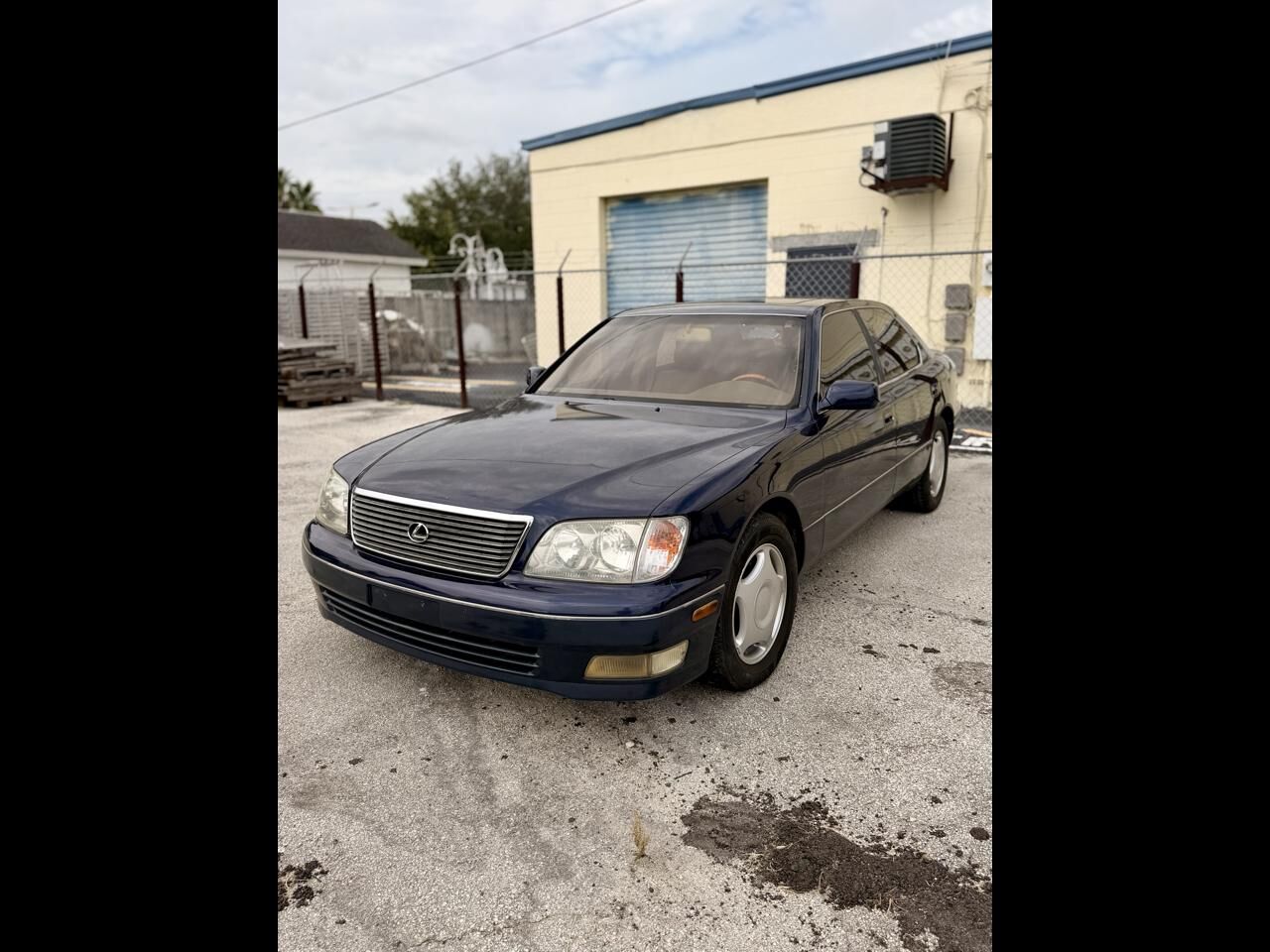 1999 LEXUS LS