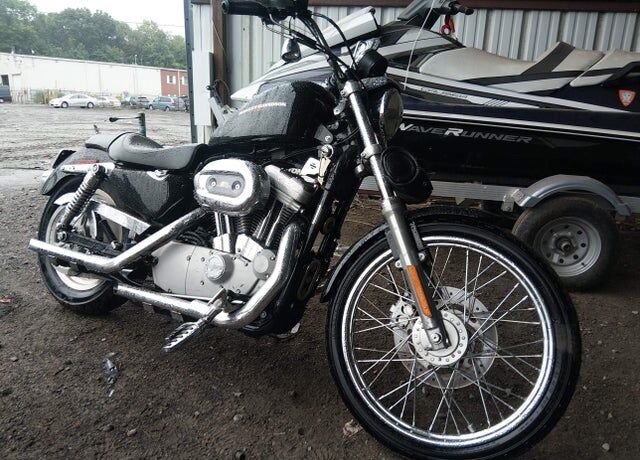 2005 HARLEY DAVIDSON Sportster 883 Custom