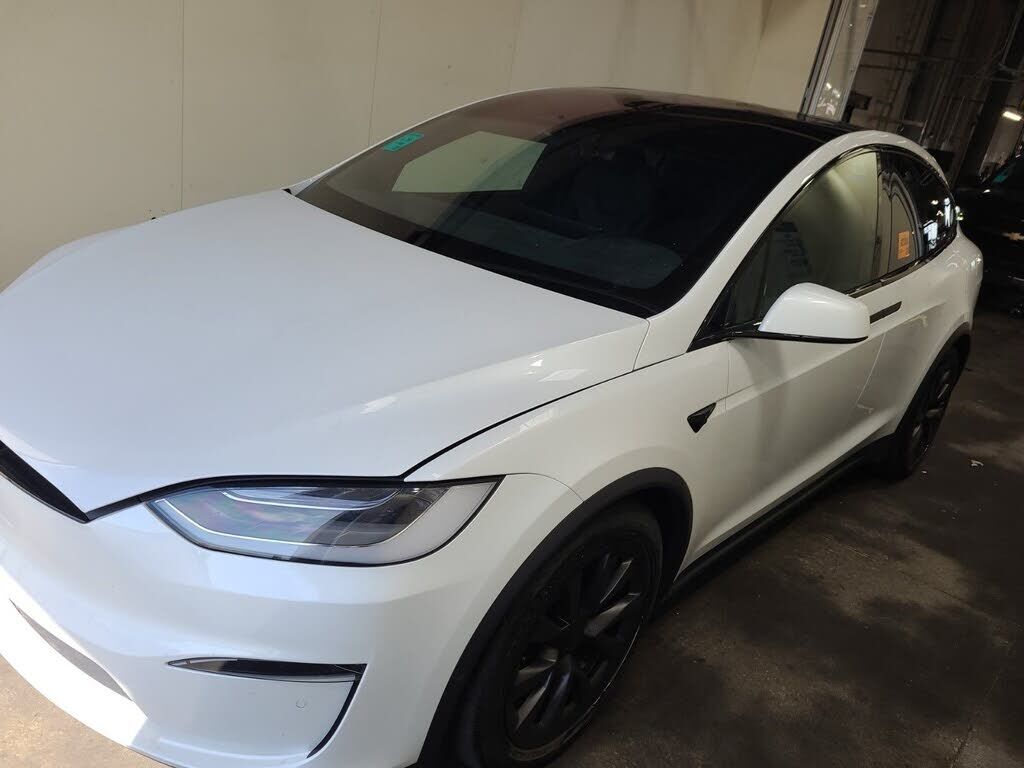 2023 TESLA Model X