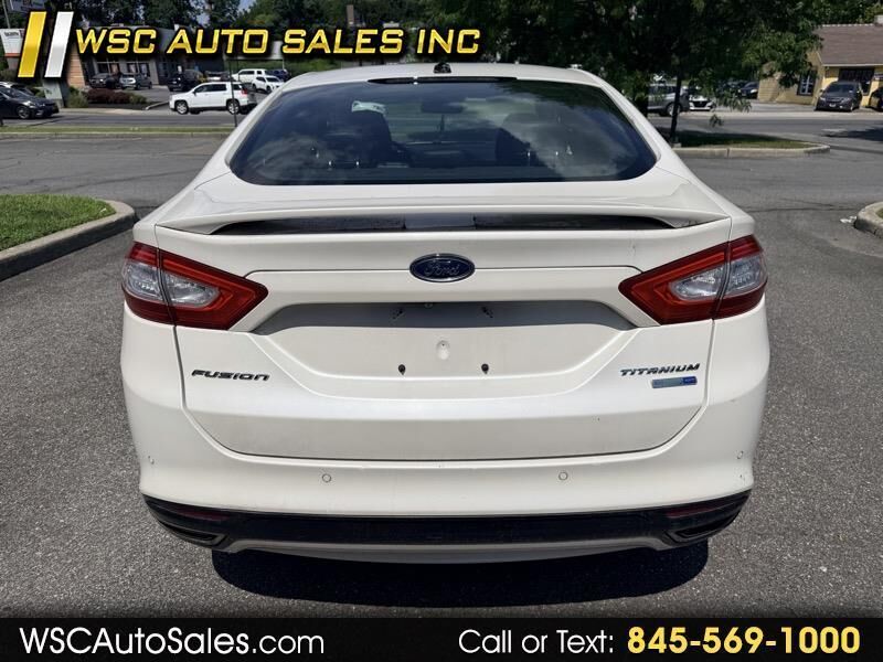 2013 FORD Fusion