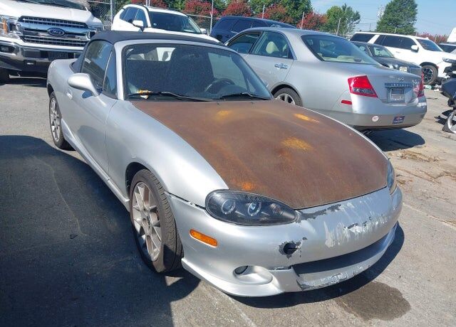 2004 MAZDA MX-5