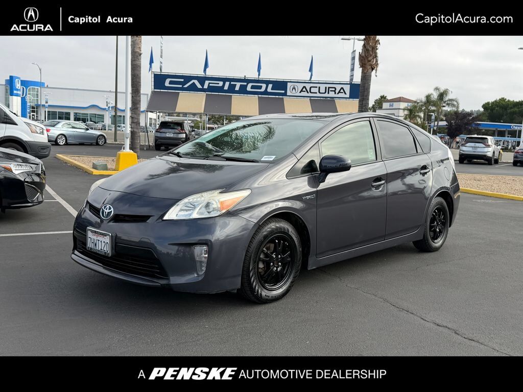 2015 TOYOTA PRIUS