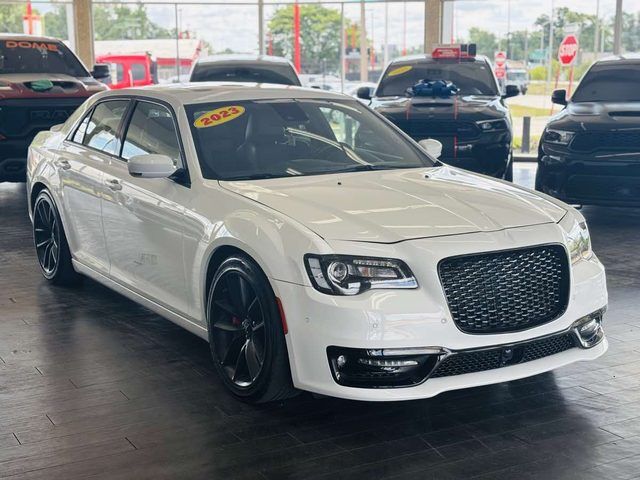 2023 CHRYSLER 300