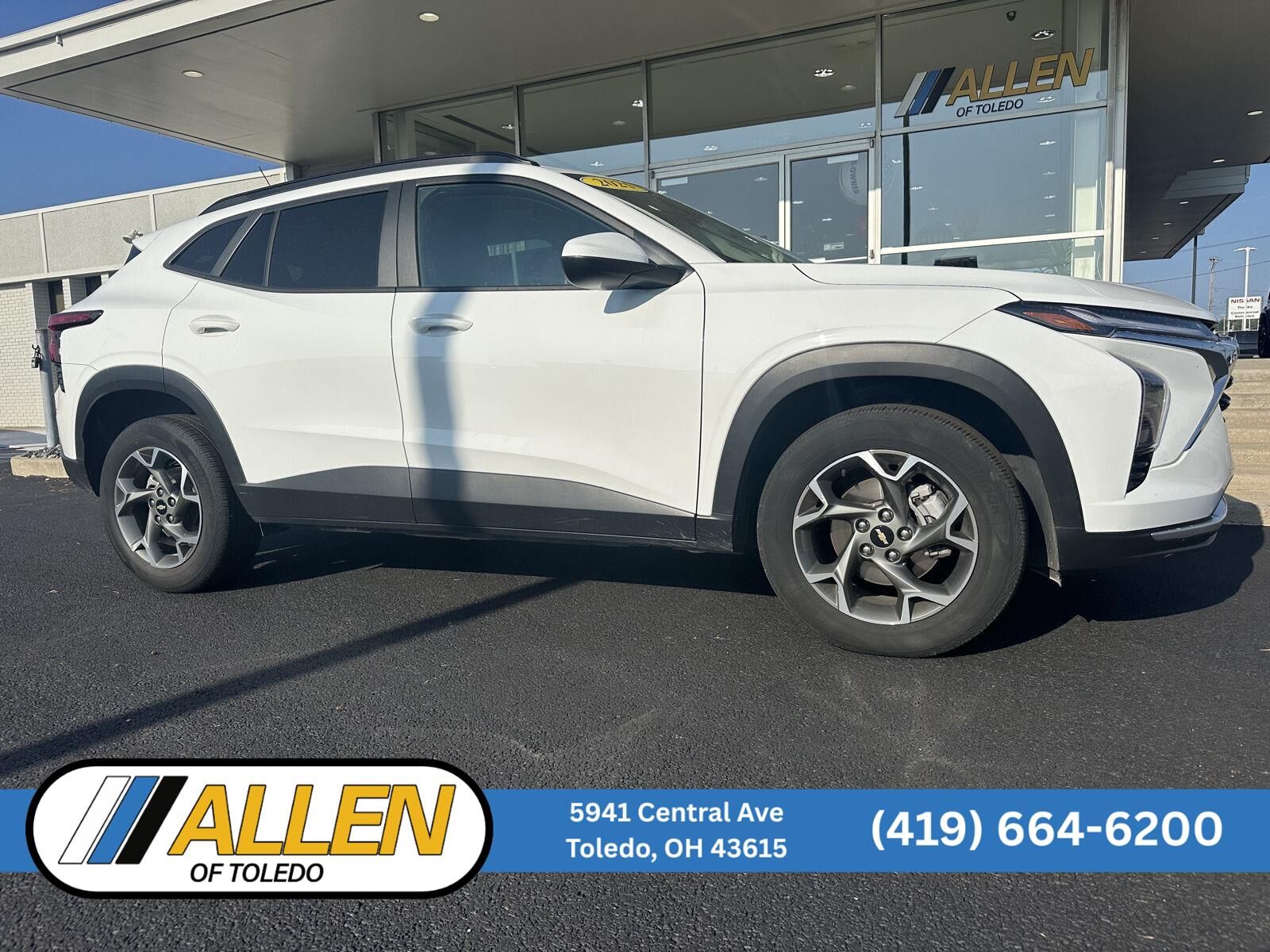 2025 CHEVROLET Trax