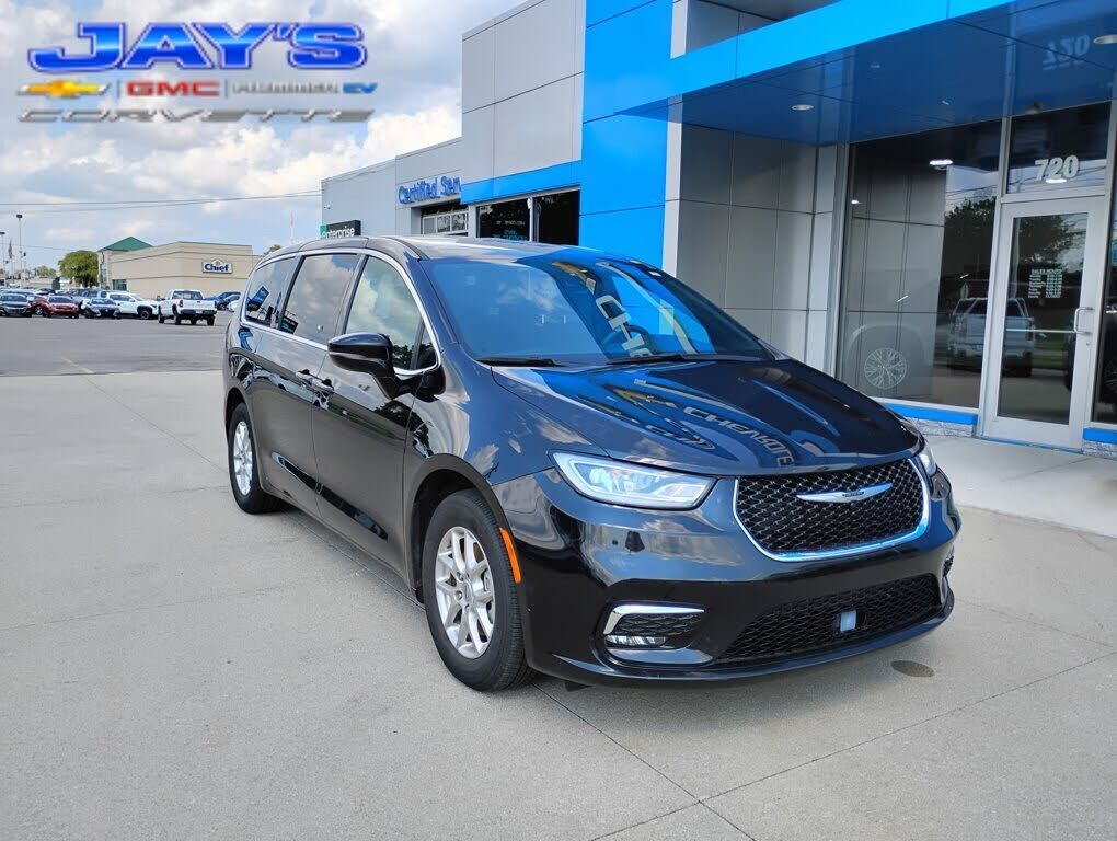 2025 CHRYSLER Pacifica