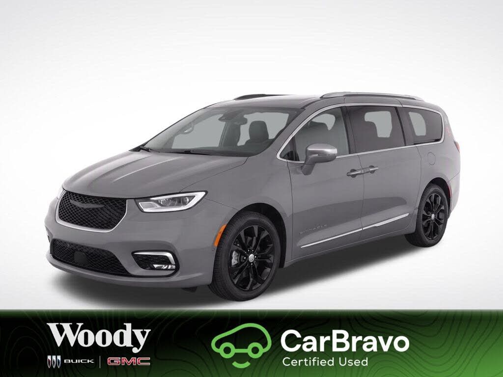2022 CHRYSLER Pacifica