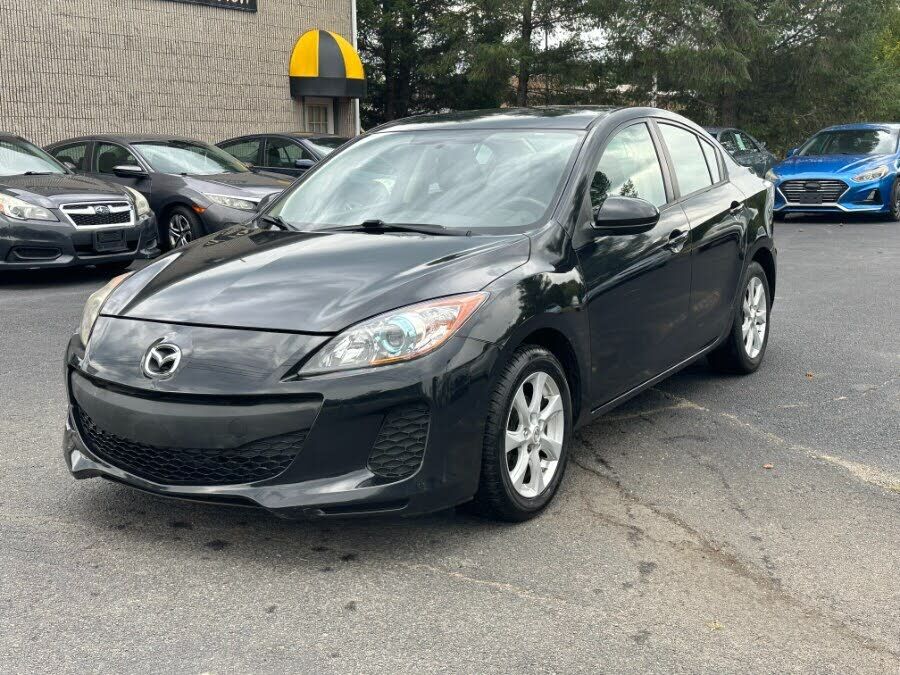 2013 MAZDA Mazda3