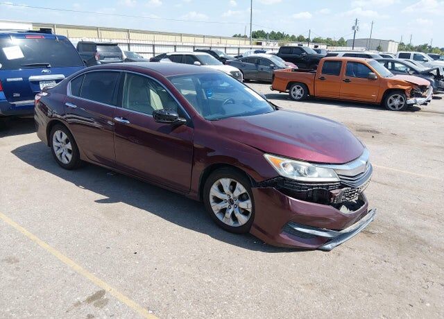 2017 HONDA Accord