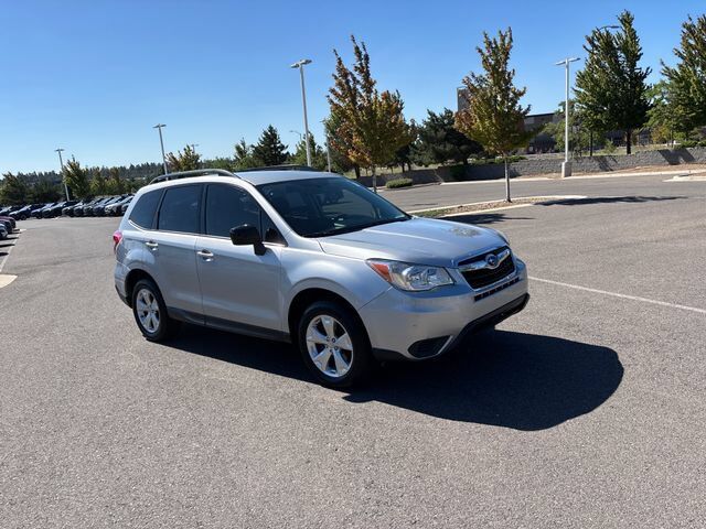 2015 SUBARU Forester