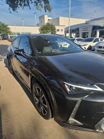 2023 LEXUS UX