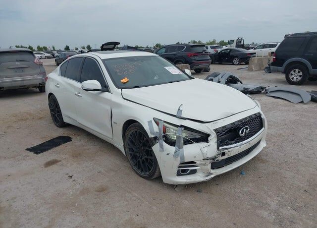 2016 INFINITI Q50