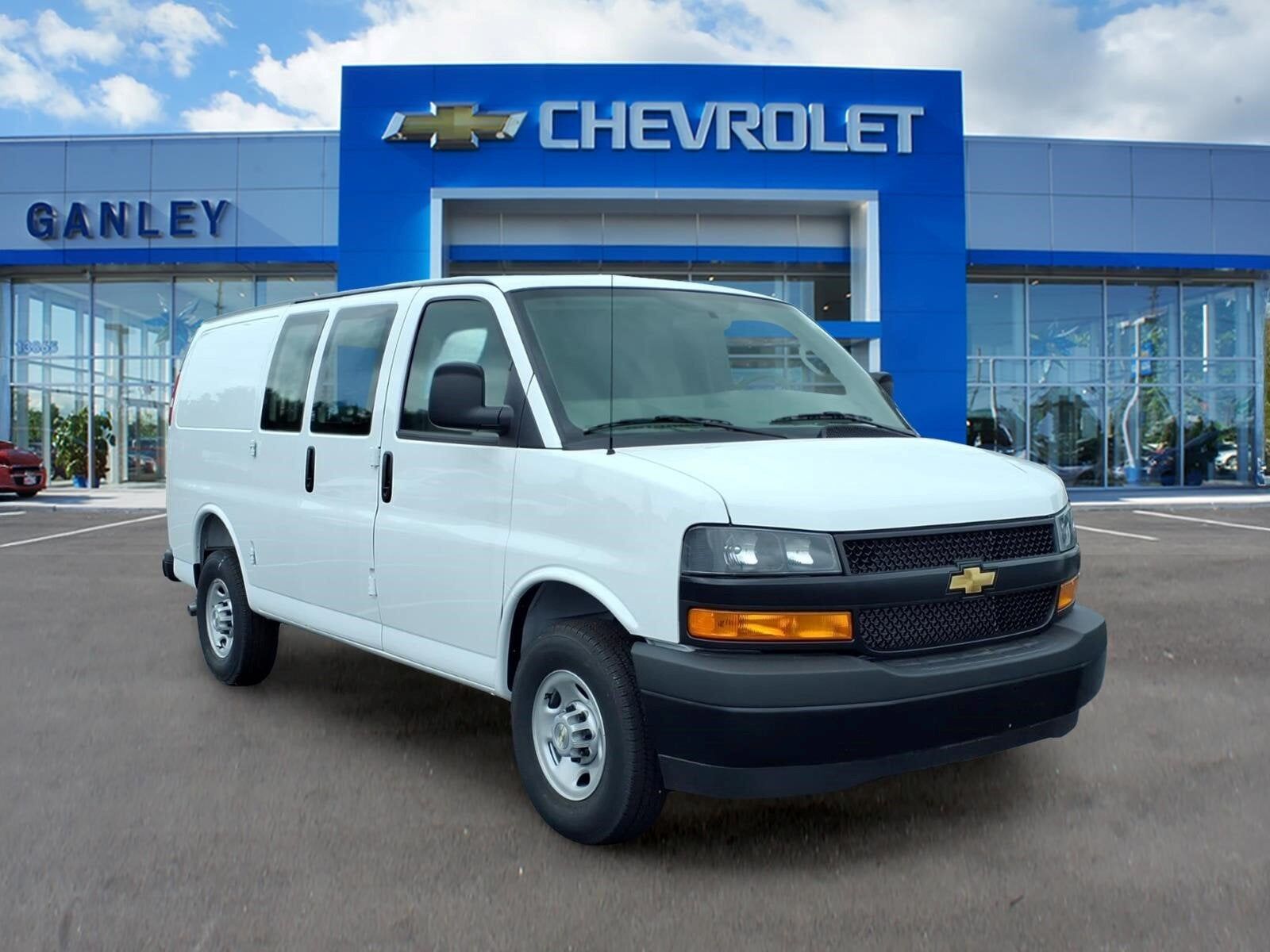 2026 CHEVROLET Express
