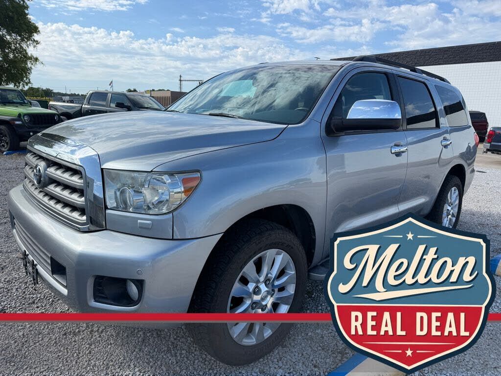 2011 TOYOTA Sequoia
