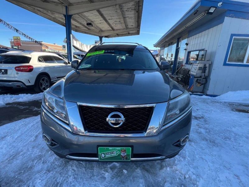 2016 NISSAN Pathfinder