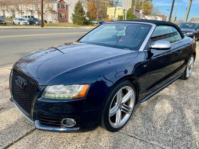 2011 AUDI S5