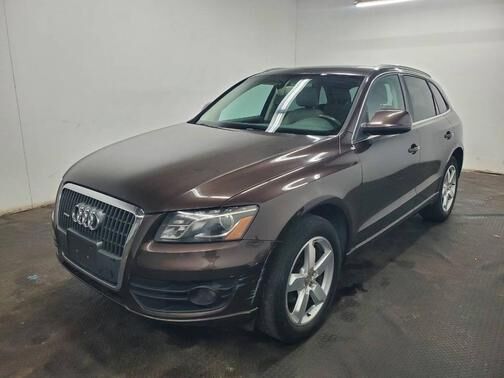 2011 AUDI Q5