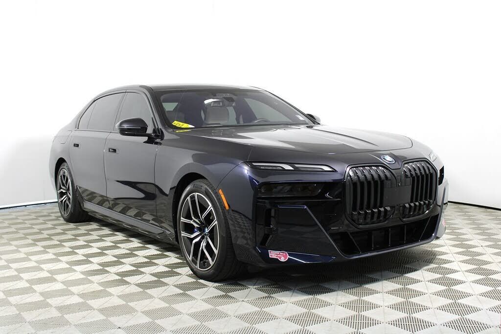 2023 BMW i7