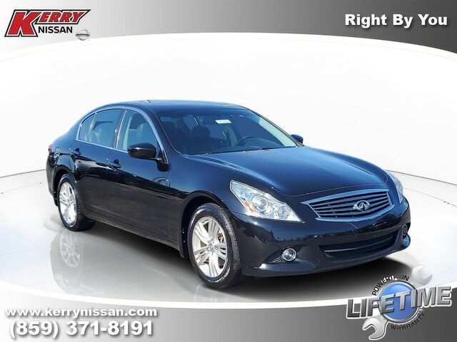 2013 INFINITI G37