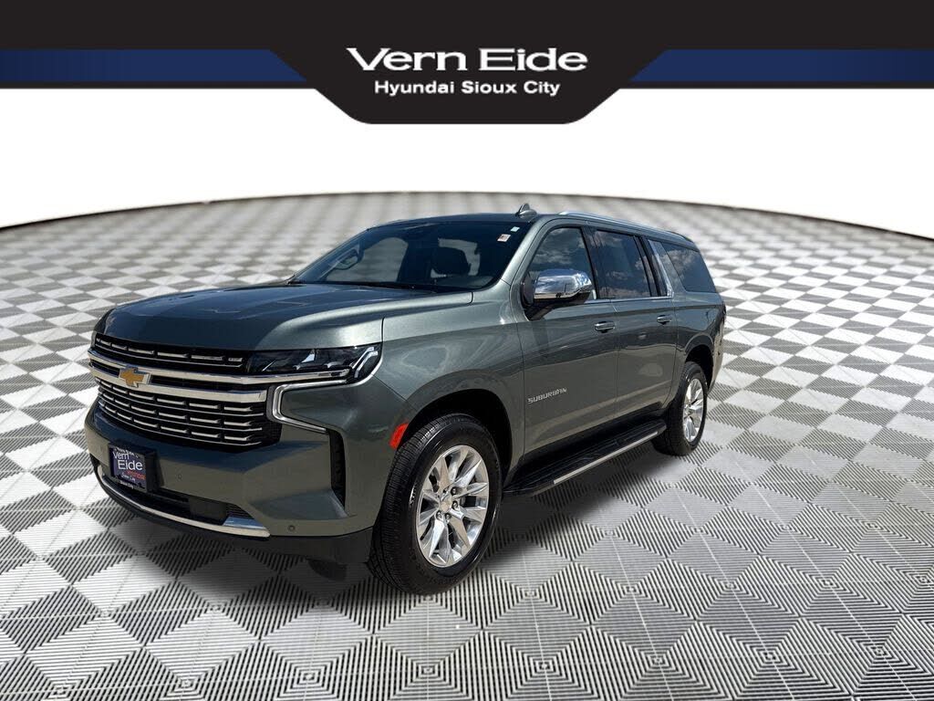 2023 CHEVROLET Suburban